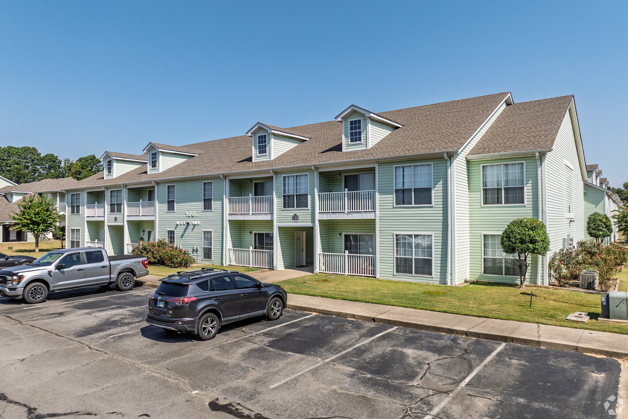 200 Walrose Cir, Searcy, AR for sale Primary Photo- Image 1 of 1