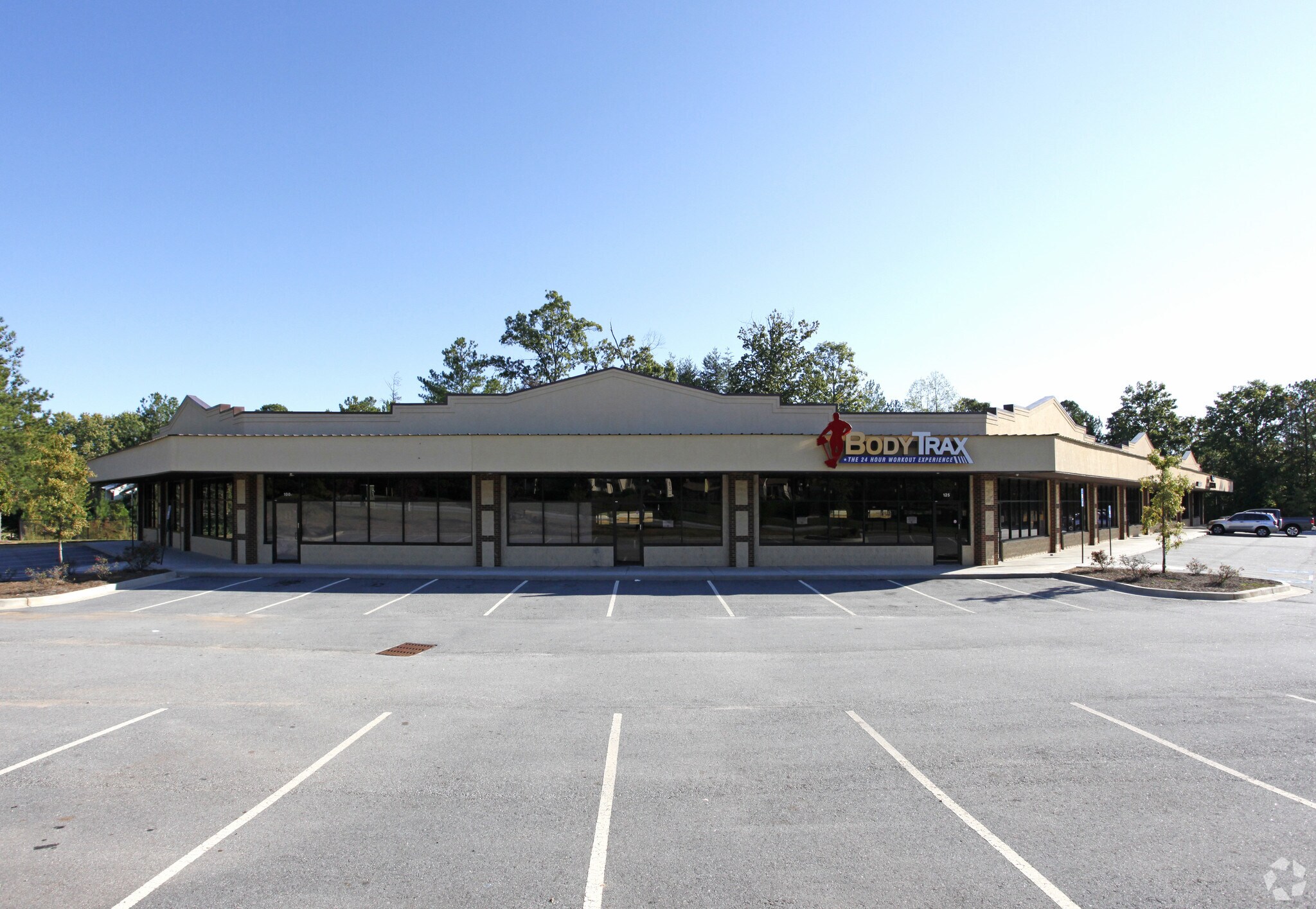 320 Riverside Pky, Austell, GA for sale Primary Photo- Image 1 of 1