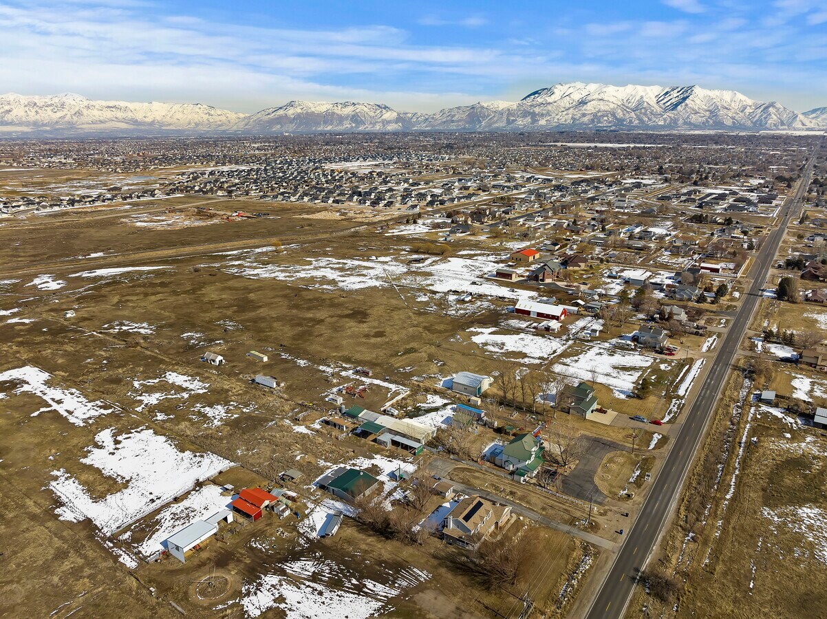 3984 W 1800 N, West Point, UT 84015