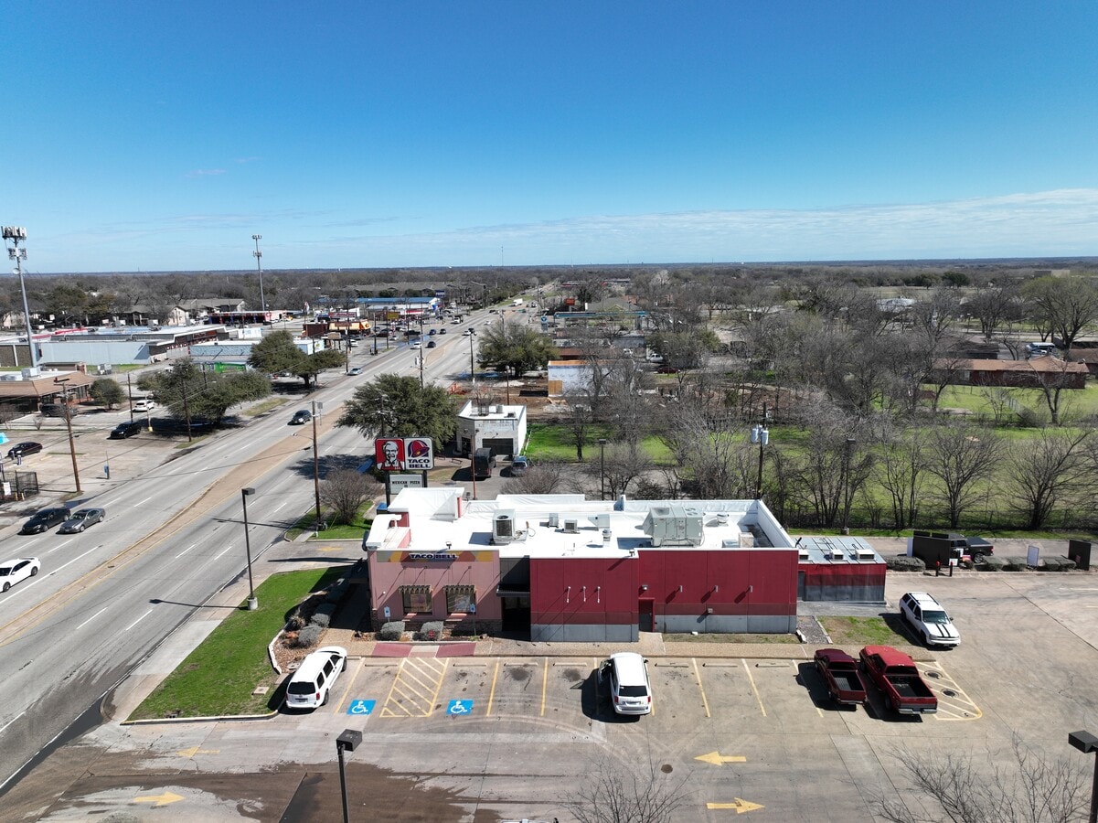 2802 E Ledbetter Dr, Dallas, TX 75216