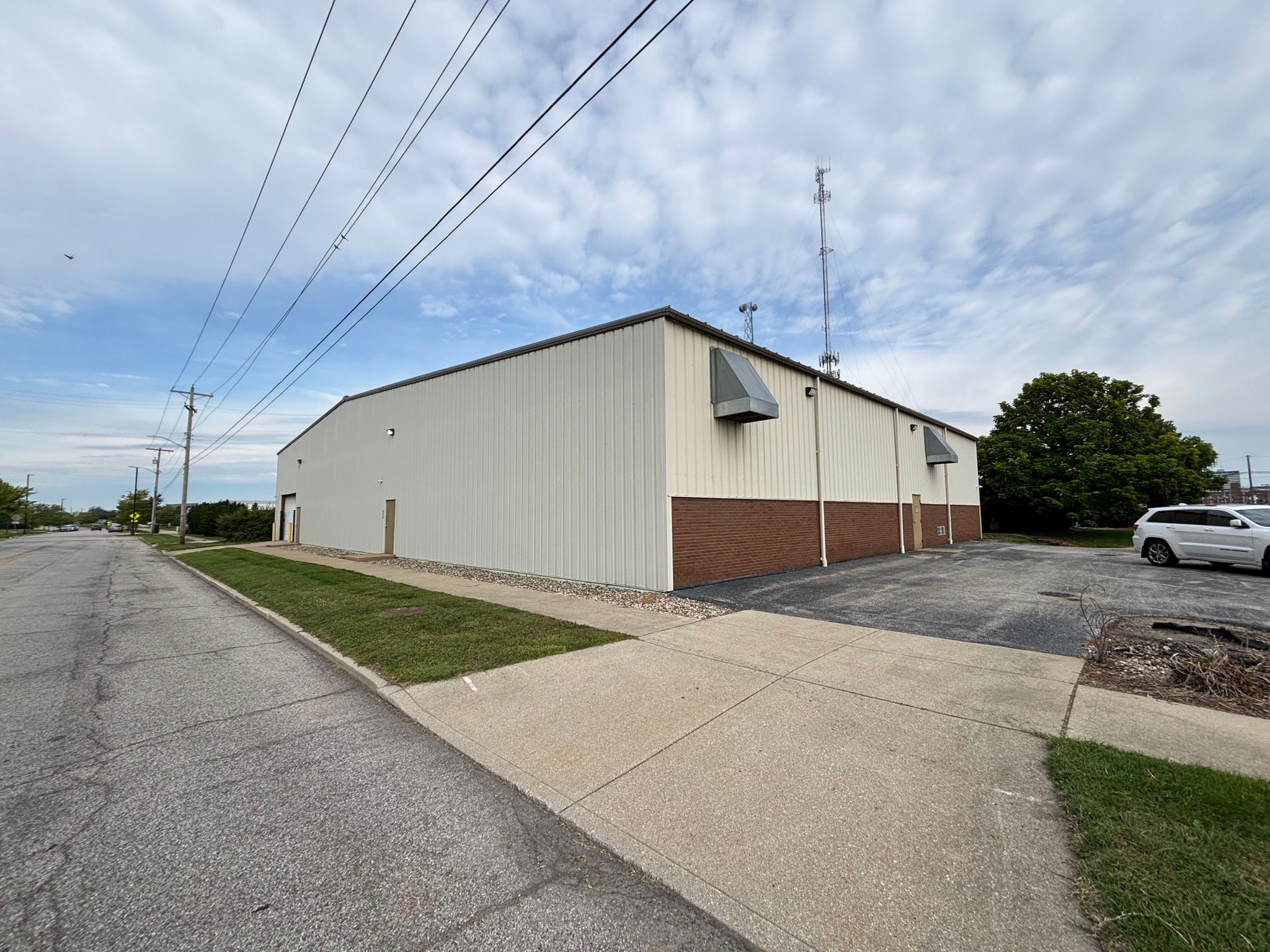 1137 S Lafayette Blvd, South Bend, IN for sale Building Photo- Image 1 of 13