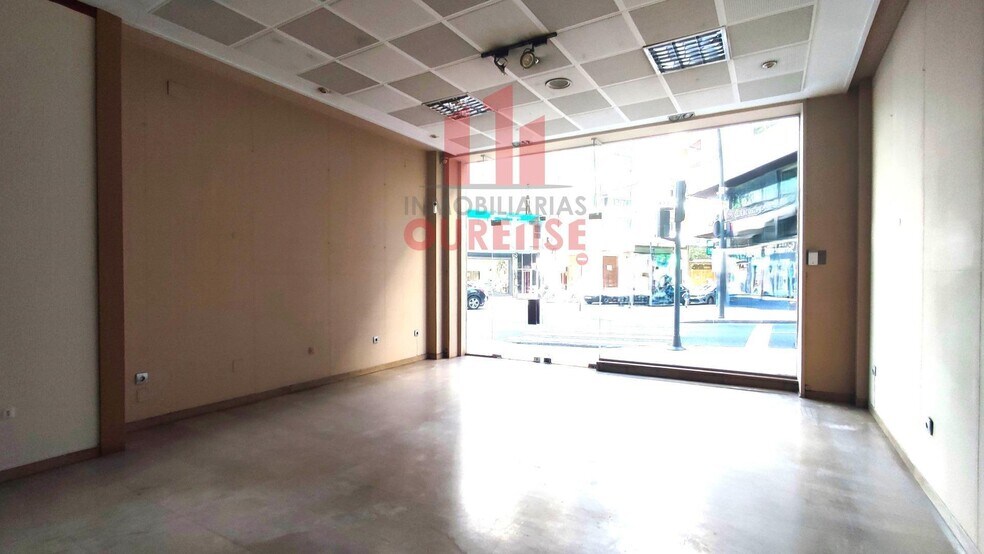 Retail in Ourense for lease - Building Photo - Image 2 of 37