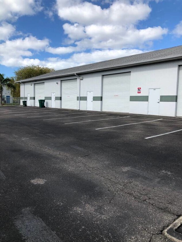 1805 8th Ave W, Palmetto, FL 34221