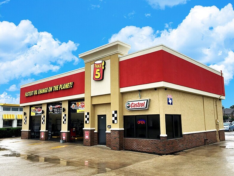 3204 Secor Rd, Toledo, OH for sale - Building Photo - Image 1 of 1