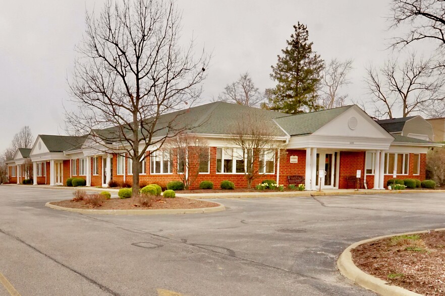 14200 Ridge Rd, North Royalton, OH for lease - Building Photo - Image 1 of 17