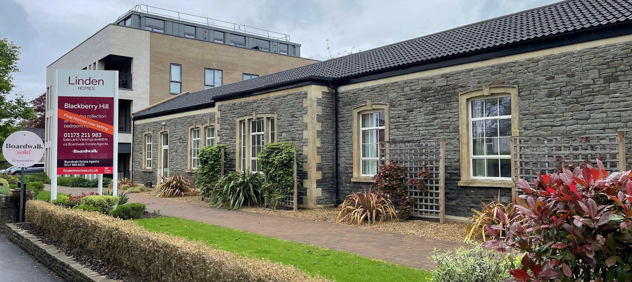 205 Manor Rd, Bristol for sale Primary Photo- Image 1 of 17