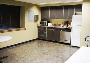 1504 Fryar Ave, Sumner, WA for sale Interior Photo- Image 2 of 3