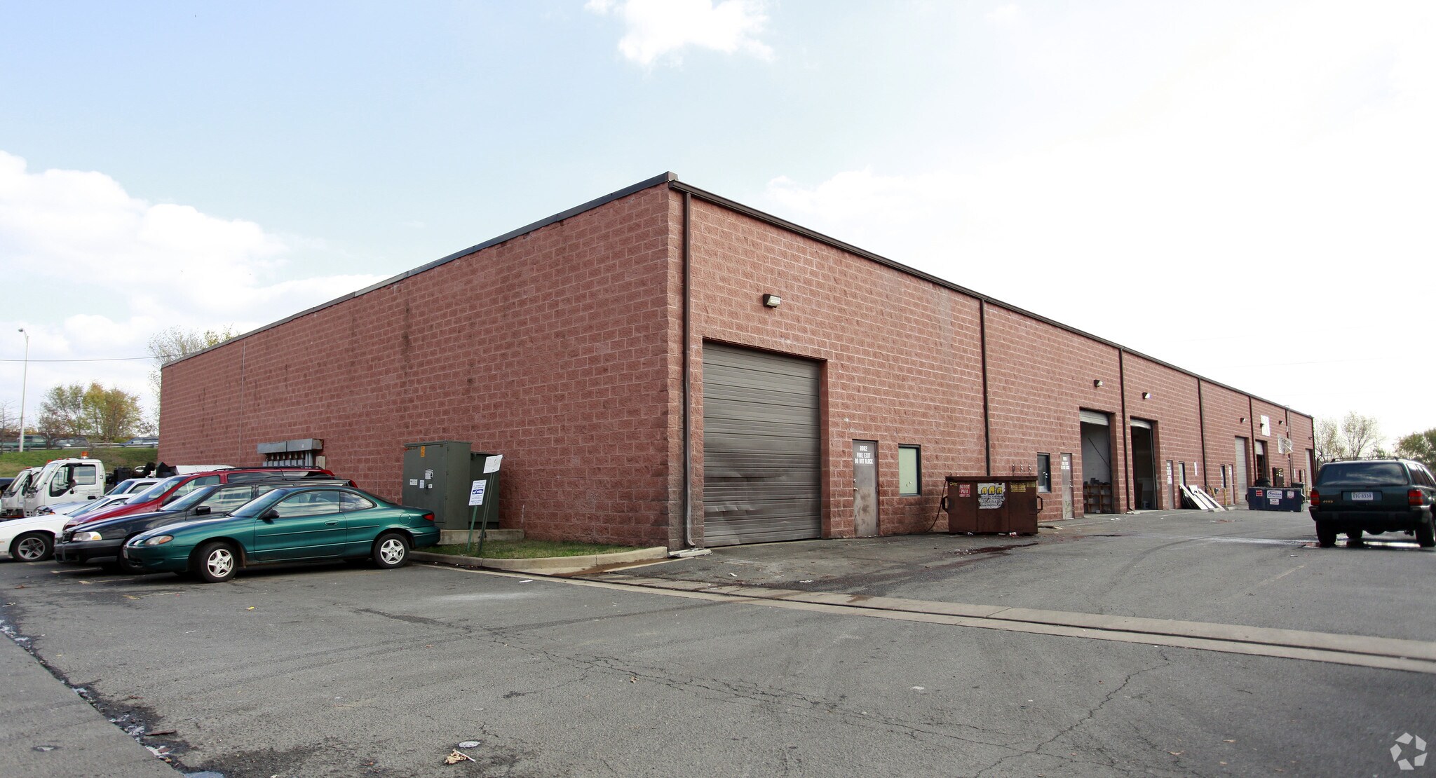 9041-9061 Jerry's Cir, Manassas, VA for sale Primary Photo- Image 1 of 1