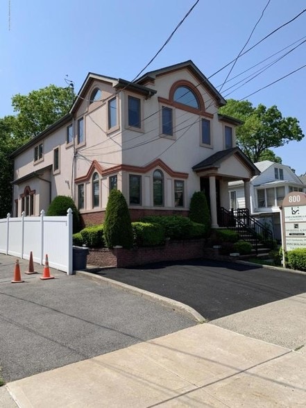 800 Annadale Rd, Staten Island, NY for sale - Primary Photo - Image 1 of 1
