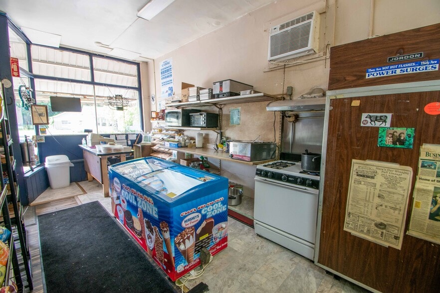 301 E North St, Geneva, NY for sale - Building Photo - Image 3 of 43