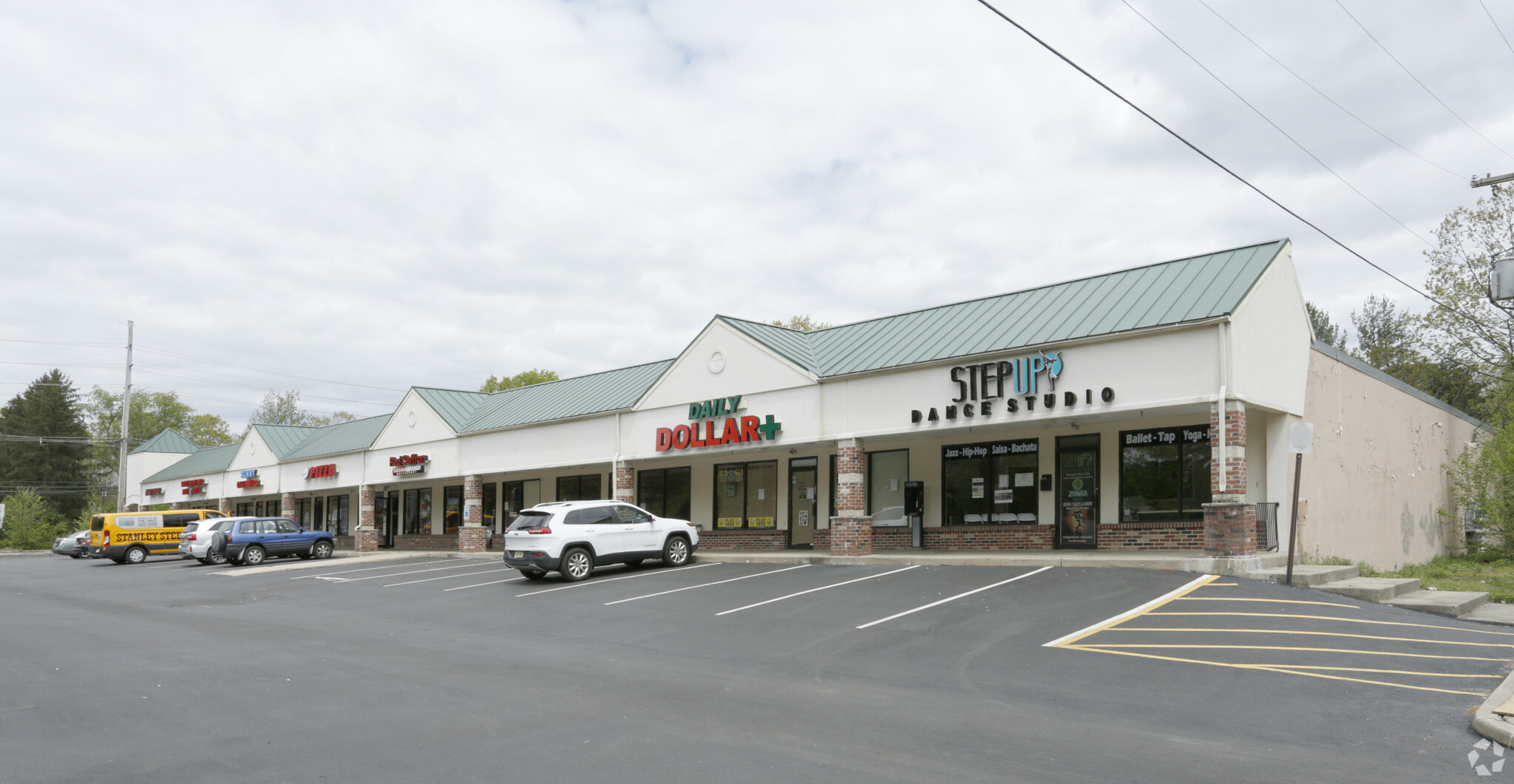 491 Manalapan Rd, Spotswood, NJ 08884 - Retail for Lease | LoopNet