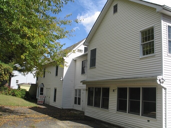 24 Ulster Ave, Walden, NY 12586