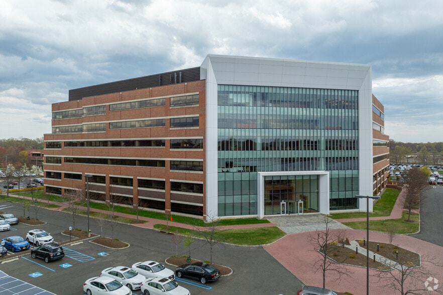 510 Carnegie Ctr, Princeton, NJ for sale - Primary Photo - Image 1 of 1