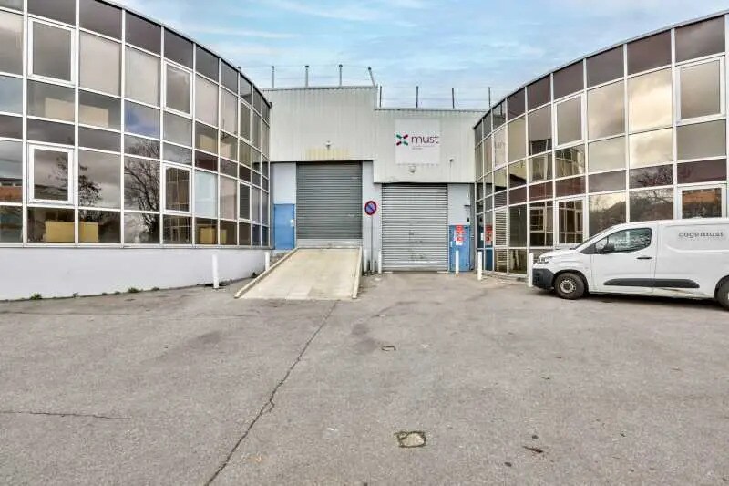 Flex in Fontenay-sous-Bois for lease - Building Photo - Image 3 of 20