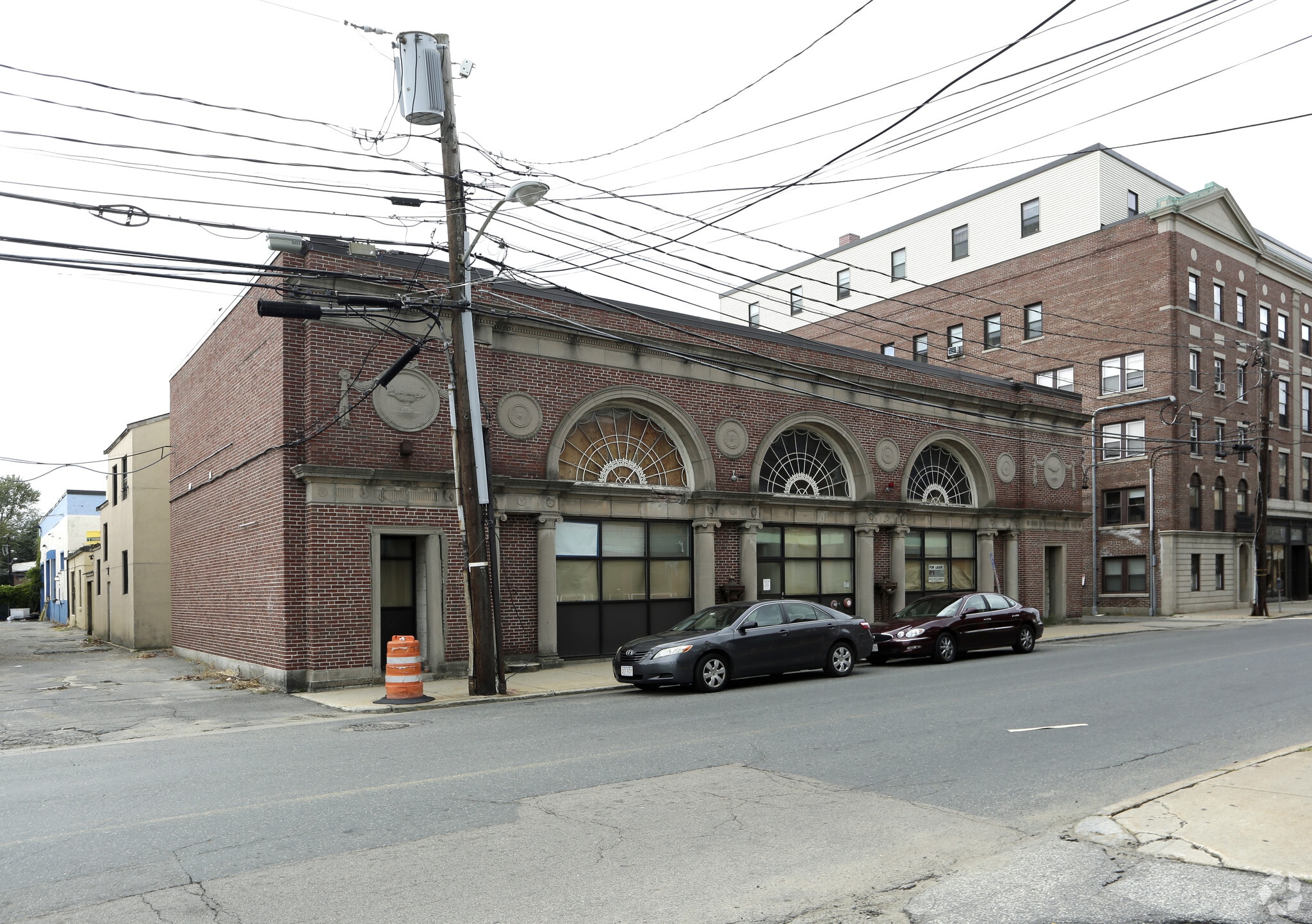 105 Irving St, Framingham, MA for sale Primary Photo- Image 1 of 1