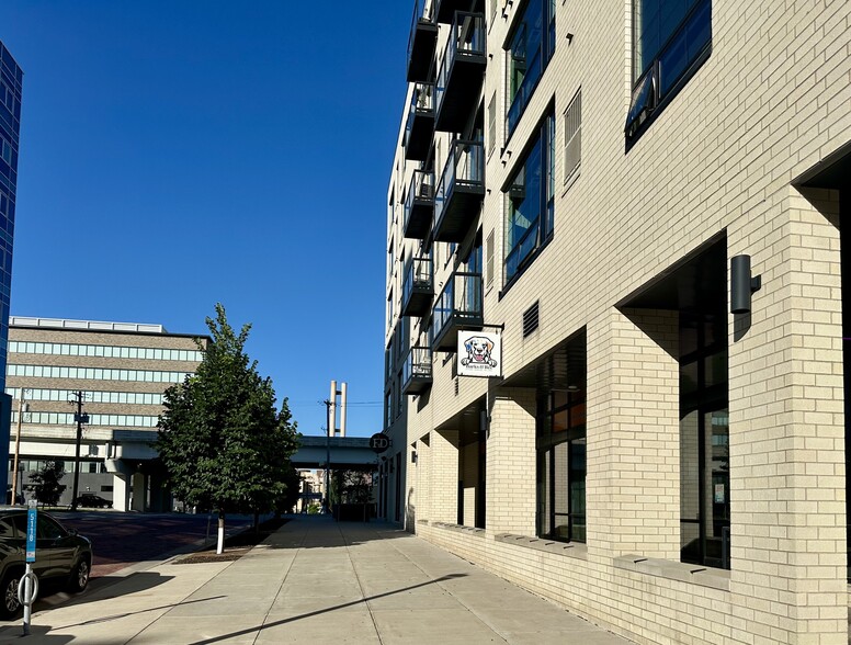 315 N 7th Ave, Minneapolis, MN for lease - Building Photo - Image 2 of 8