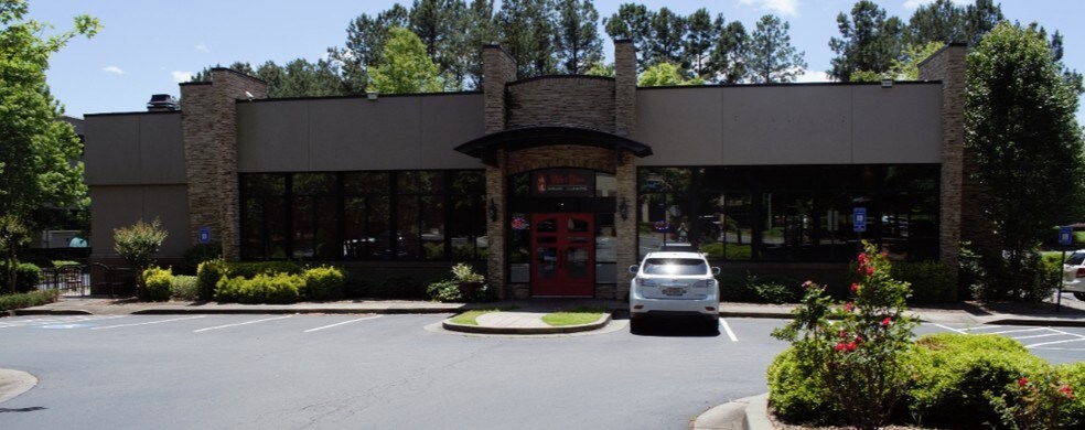 Another Broken Egg Cafe Medlock Bridge Road Johns Creek Ga www.loopnet.com