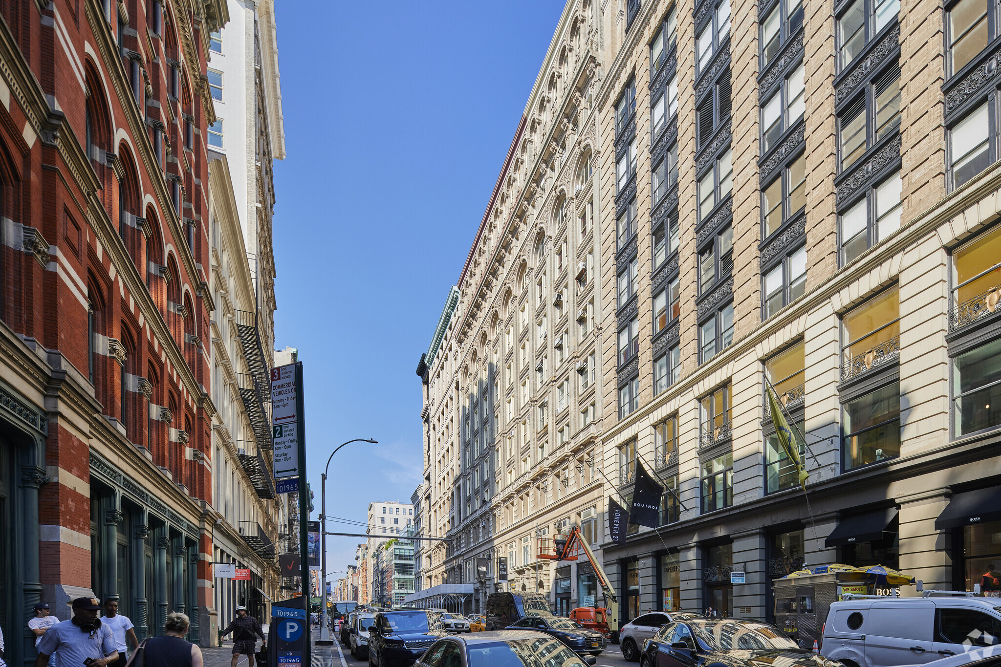 584-590 Broadway, New York, NY for lease Primary Photo- Image 1 of 9