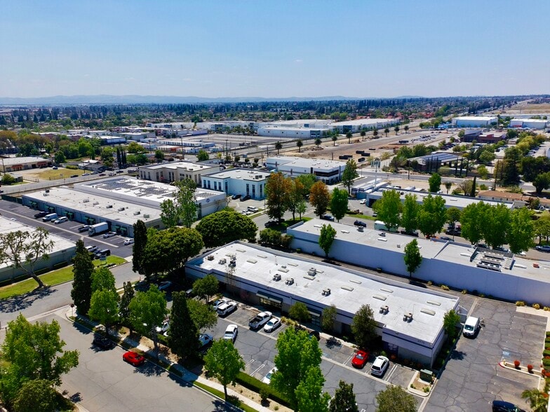 8776 Helms Ave, Rancho Cucamonga, CA for sale - Building Photo - Image 3 of 15