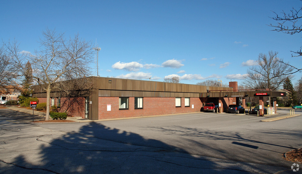 161 N State St, Concord, NH for lease - Building Photo - Image 2 of 8