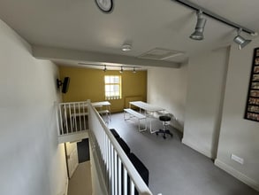 8 Well Walk, Cheltenham for lease Interior Photo- Image 1 of 1