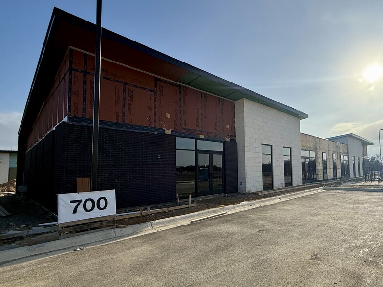 10861 183A Toll Rd, Leander, TX for lease - Building Photo - Image 2 of 9