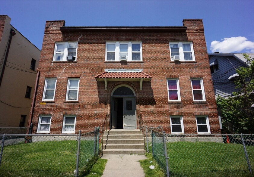 439 Main St, White Plains, NY for sale - Building Photo - Image 2 of 40