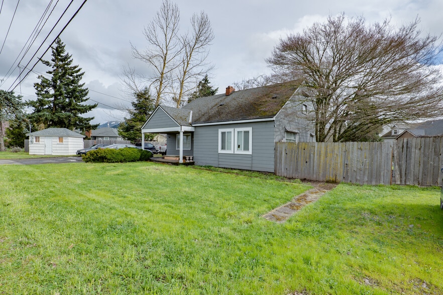 3425 Coburg Rd, Eugene, OR for sale - Primary Photo - Image 1 of 22