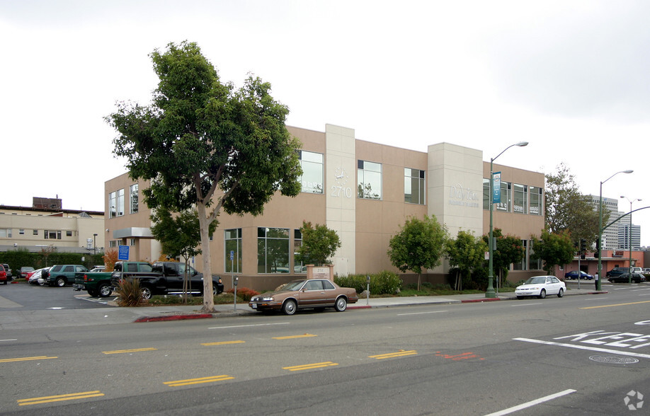 2710 Telegraph Ave, Oakland, CA for lease - Building Photo - Image 2 of 3