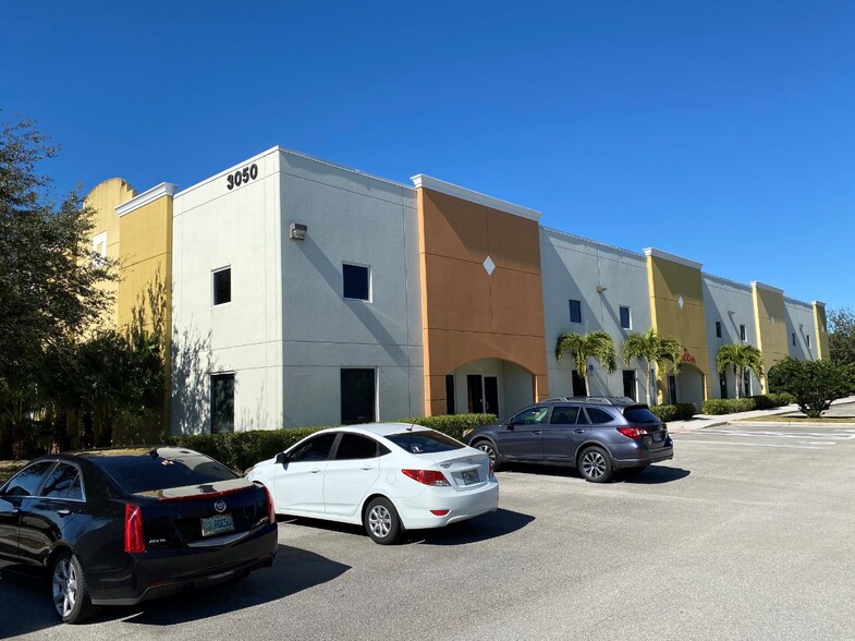 3030 Venture Ln, Melbourne, FL for lease - Building Photo - Image 1 of 3