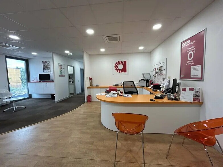 Office in Nancy for lease - Interior Photo - Image 2 of 7