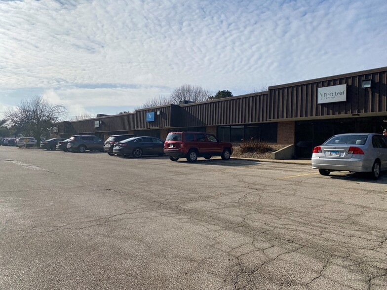 1501 Interstate Dr, Champaign, IL for sale - Building Photo - Image 1 of 1