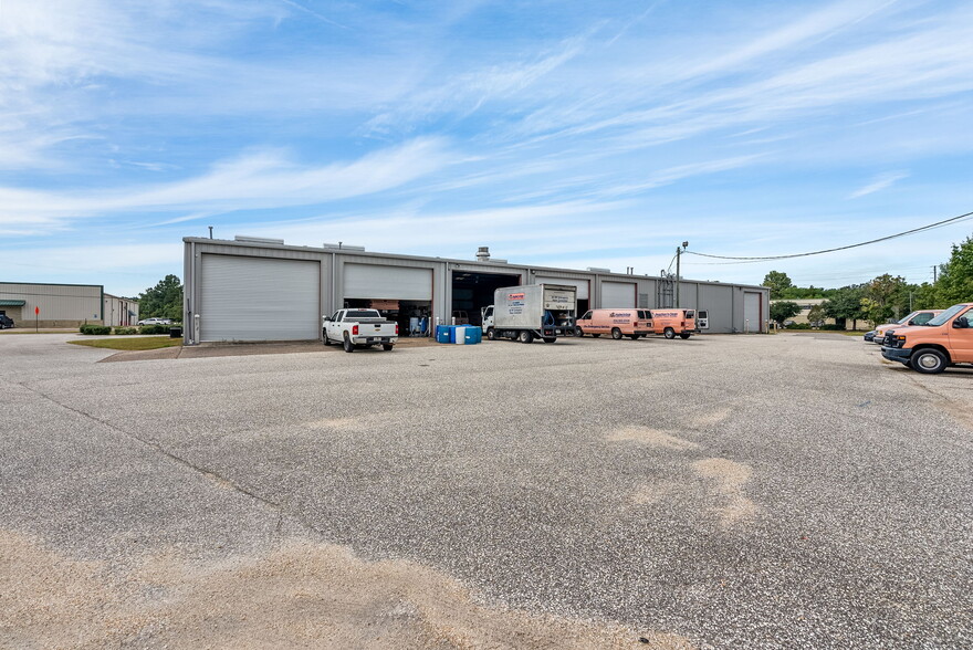 840 Lagoon Business Loop, Montgomery, AL for sale - Building Photo - Image 3 of 36