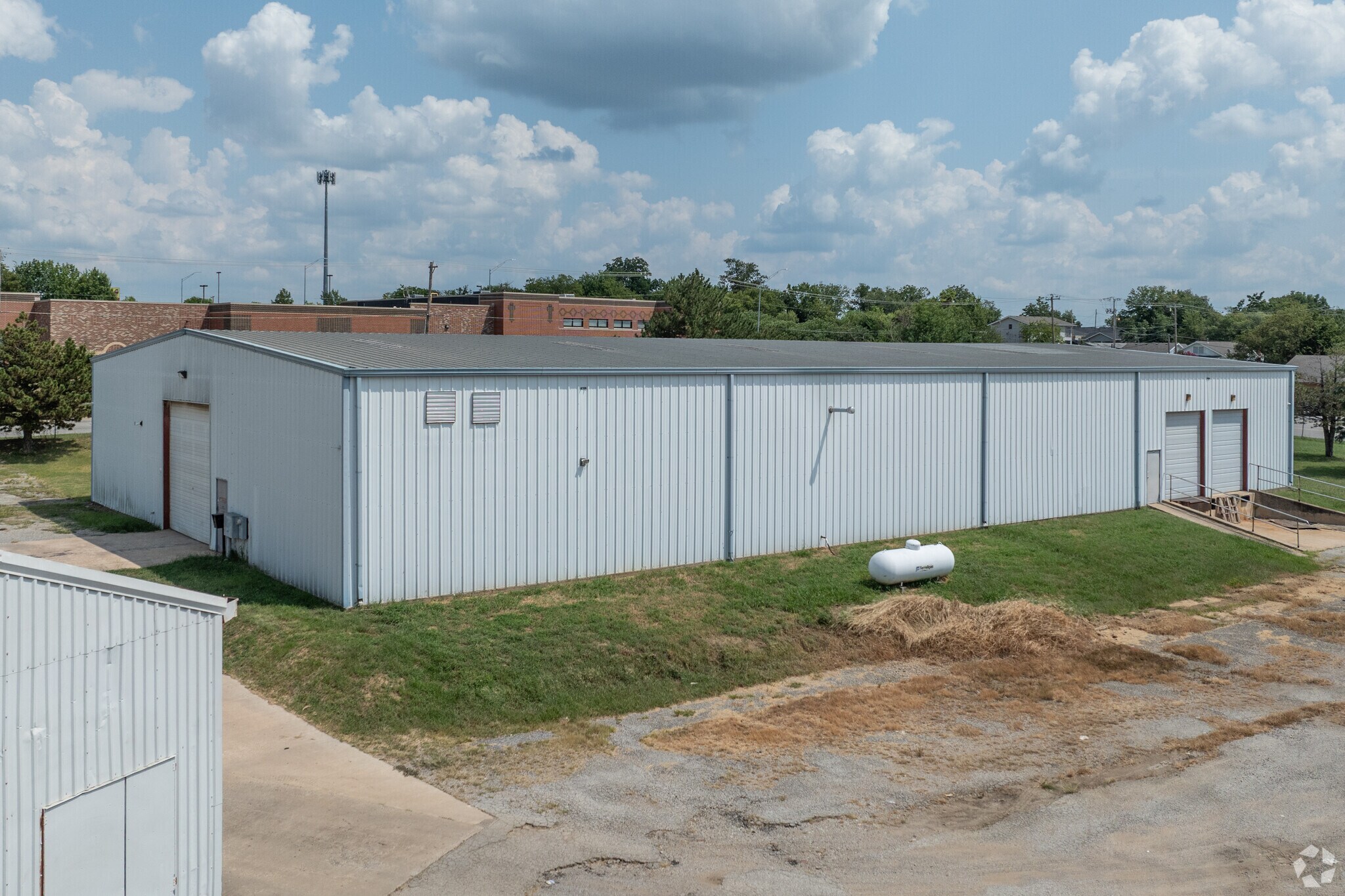 28 N Hickory St, Sapulpa, OK for sale Primary Photo- Image 1 of 1