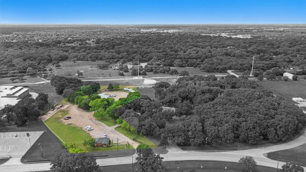 610 W Simonds Rd, Seagoville, TX for sale - Building Photo - Image 1 of 19