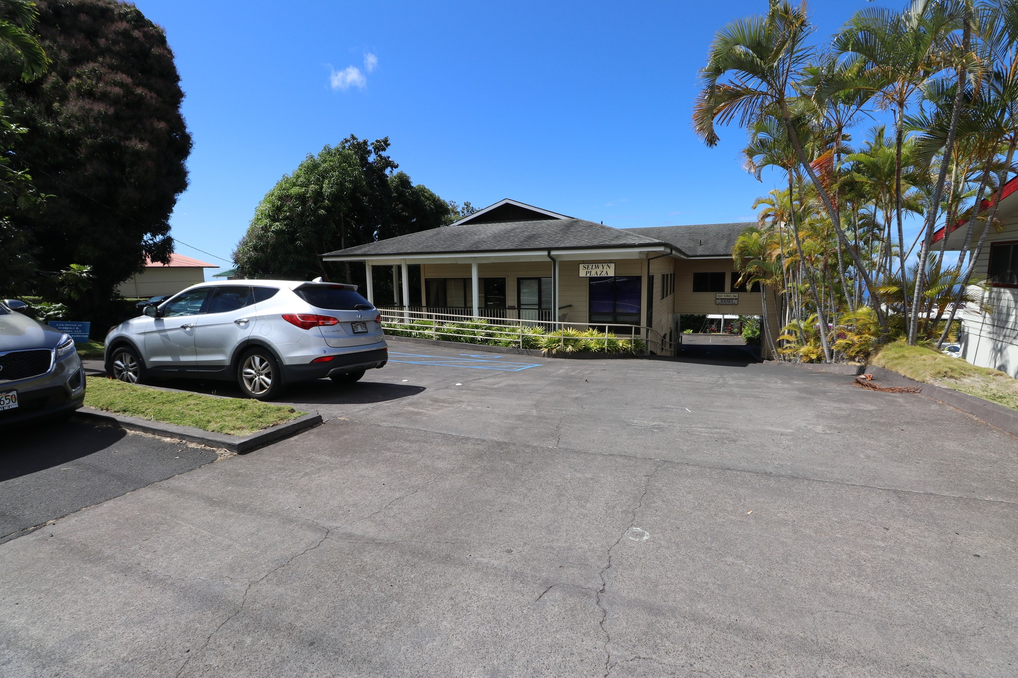 816627 Mamalahoa Hwy, Kealakekua, HI 96750 Office for Sale