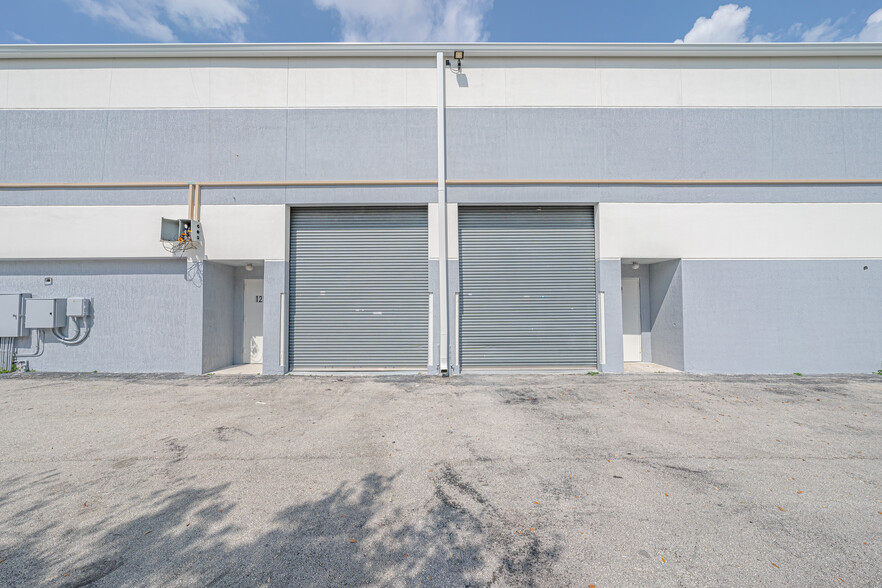 7855 NW 29th St, Miami, FL for lease - Building Photo - Image 2 of 3