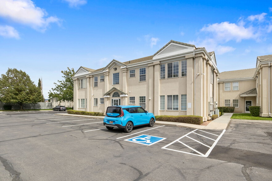 9672 S 700 E, Sandy, UT for sale - Building Photo - Image 3 of 22