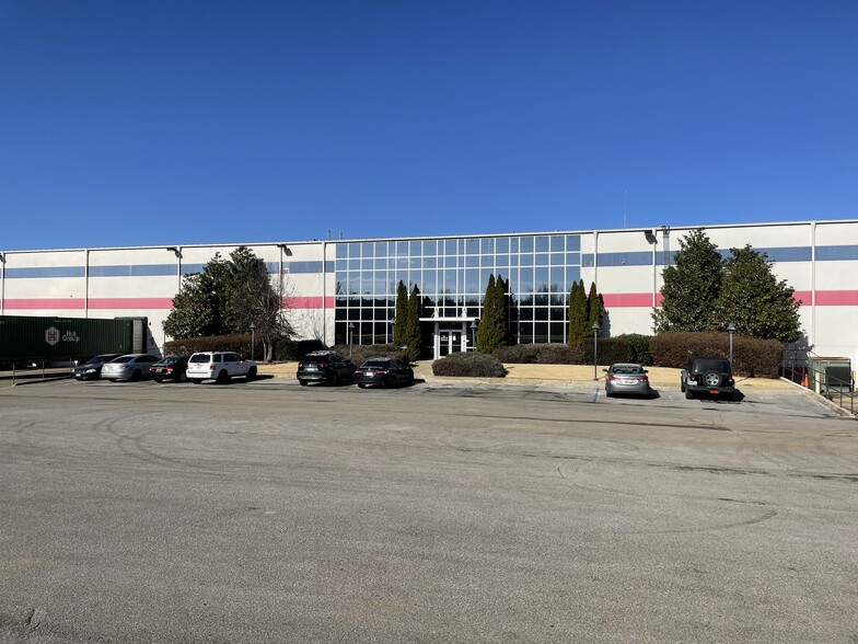 1532 Midfield Industrial Blvd, Birmingham, AL for lease - Primary Photo - Image 1 of 11