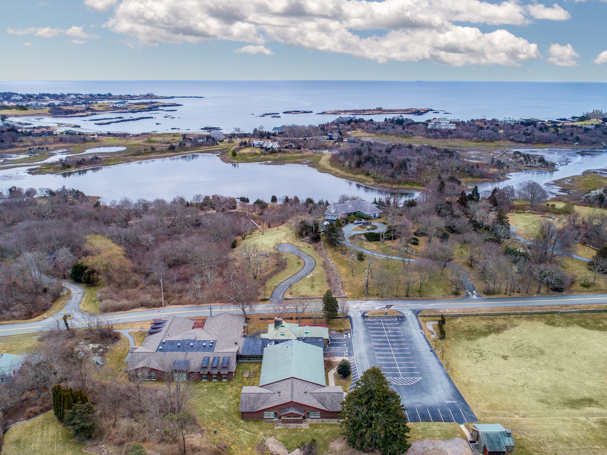 75 Brenton Rd, Newport, RI 02840