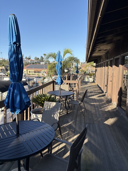 2711-2729 W Coast Hwy, Newport Beach, CA for lease - Building Photo - Image 3 of 10