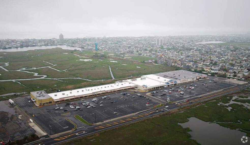 5100 Wellington Ave, Ventnor City, NJ for sale - Primary Photo - Image 1 of 1