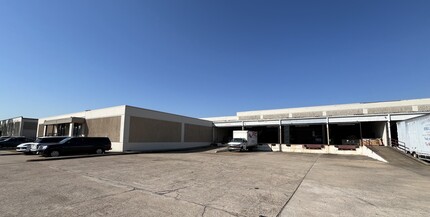 2525 Fairway Park Dr, Houston, TX for lease Building Photo- Image 2 of 5