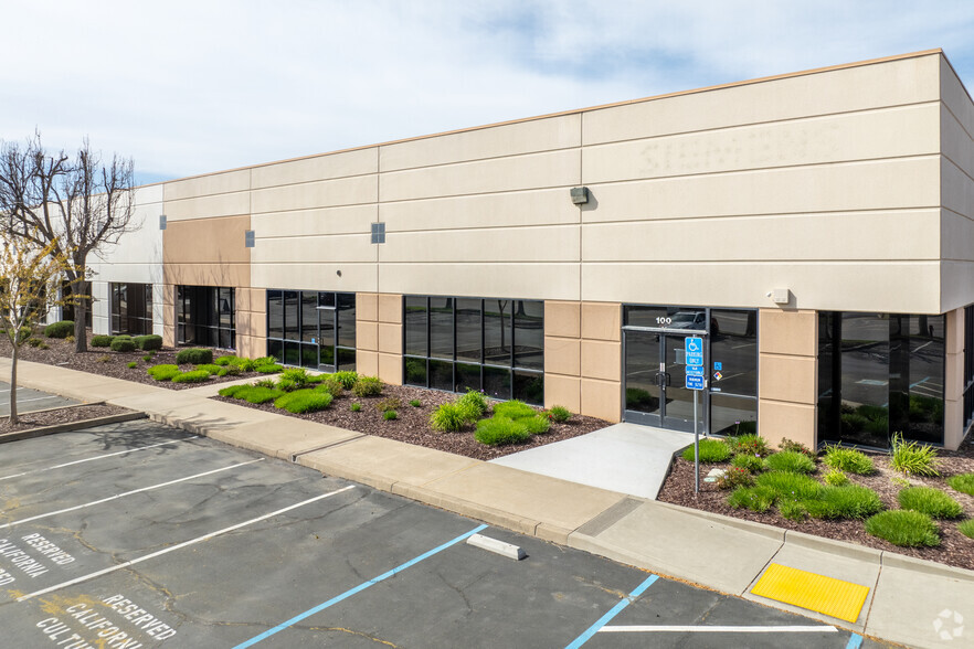 3650 Industrial Blvd, West Sacramento, CA for lease - Building Photo - Image 3 of 8