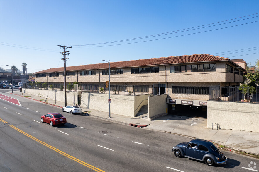 2105 Beverly Blvd, Los Angeles, CA for sale - Primary Photo - Image 1 of 1