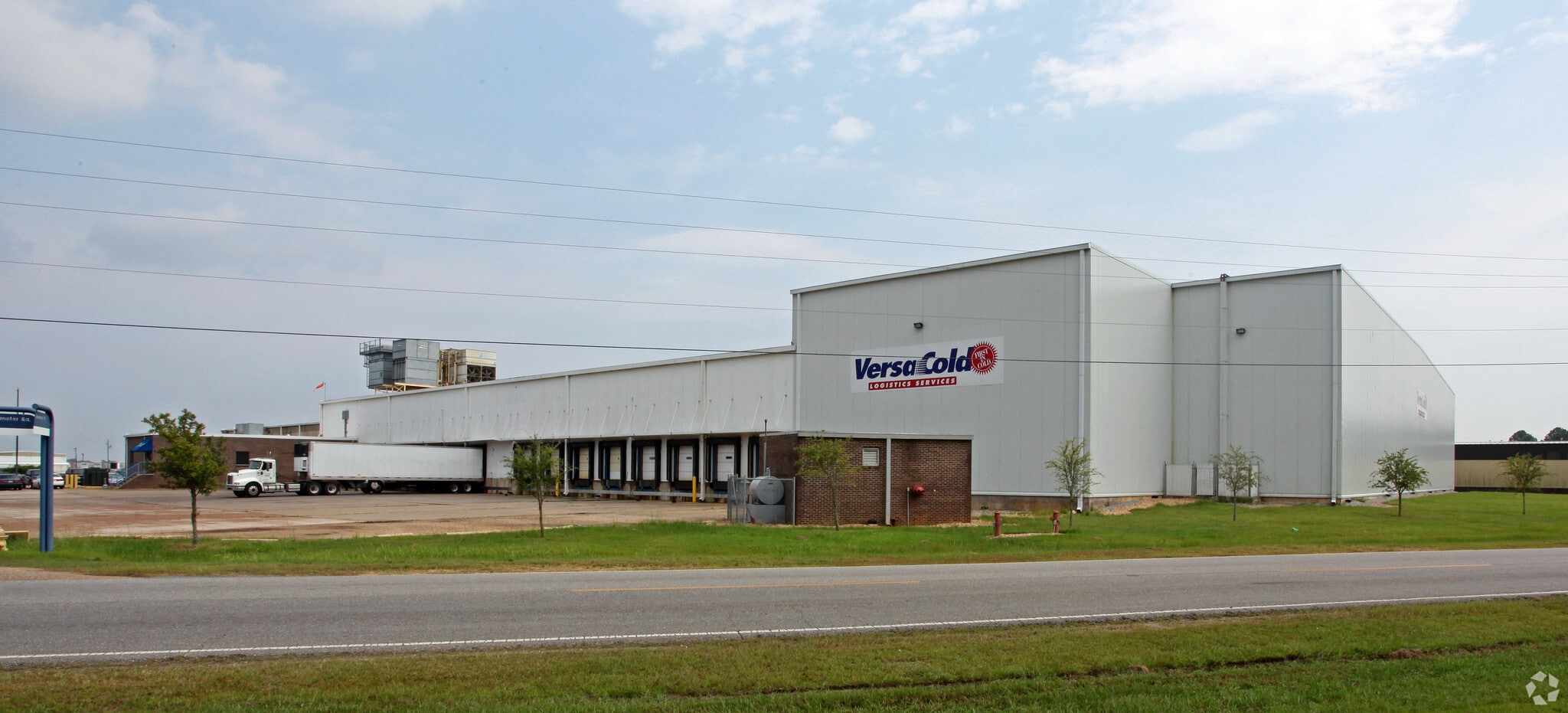 2201 Perimeter Rd, Mobile, AL for lease Primary Photo- Image 1 of 6