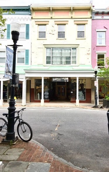 330 Wall St, Kingston, NY for sale - Building Photo - Image 1 of 1