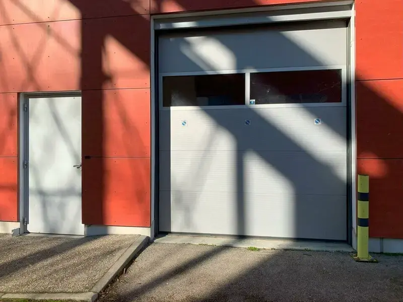 Flex in Saint-Priest for lease Building Photo- Image 1 of 3