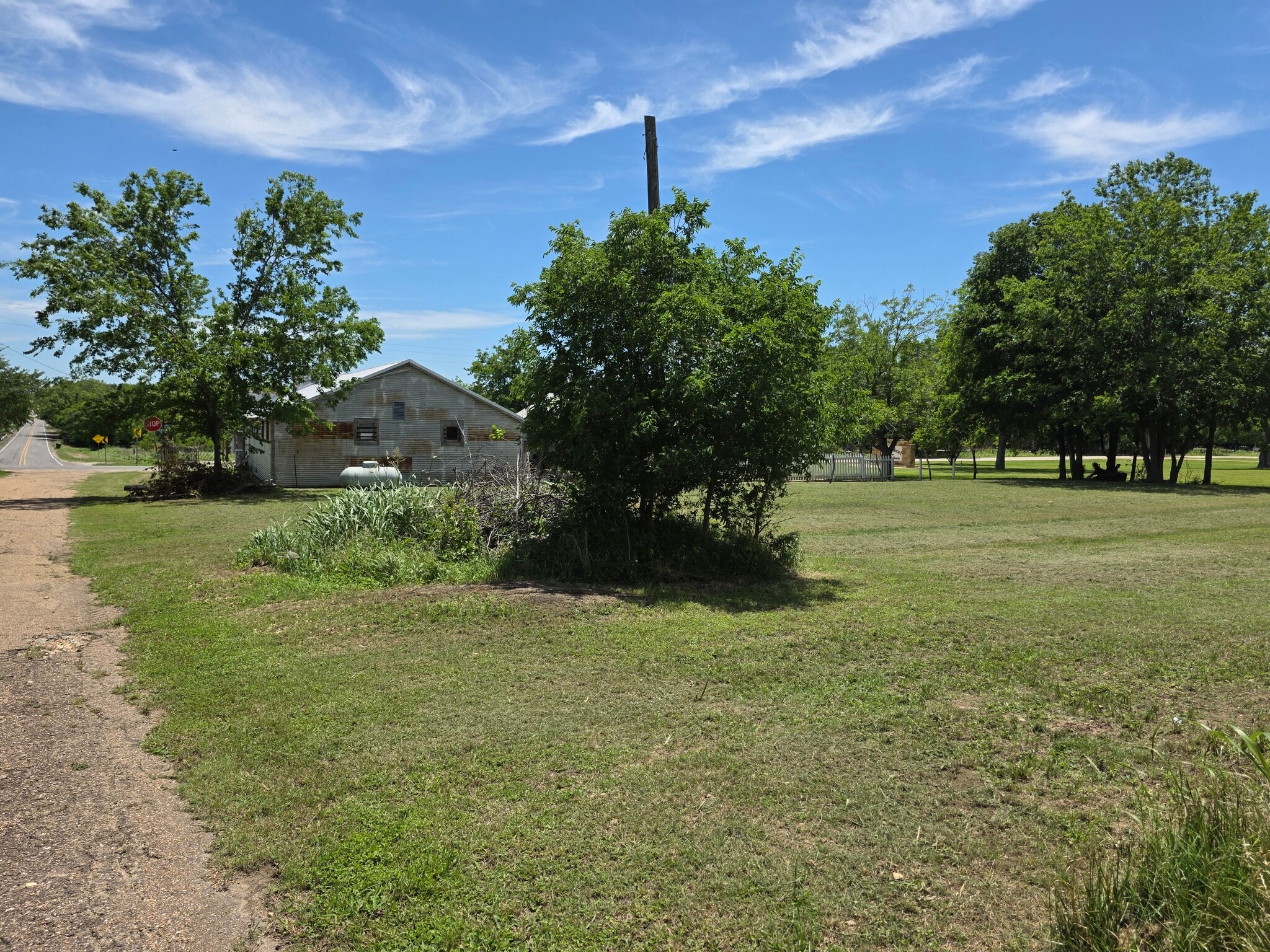 110 County Road 421, Thorndale, TX for sale Building Photo- Image 1 of 25