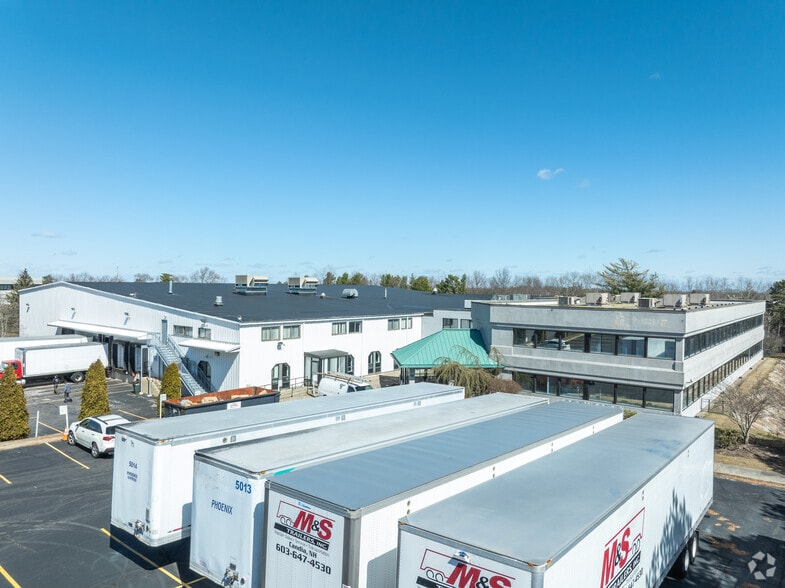 57-59 Armstrong Rd, Plymouth, MA for lease - Building Photo - Image 2 of 4